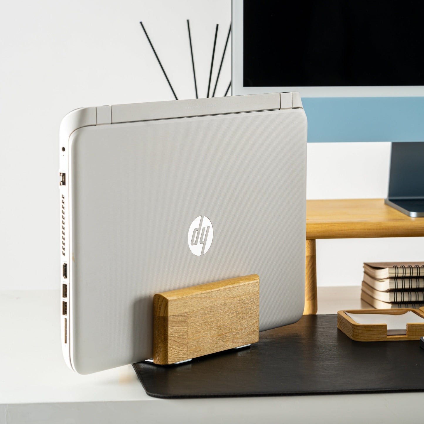 Dikey Laptop Tutucu, Laptop Standı
