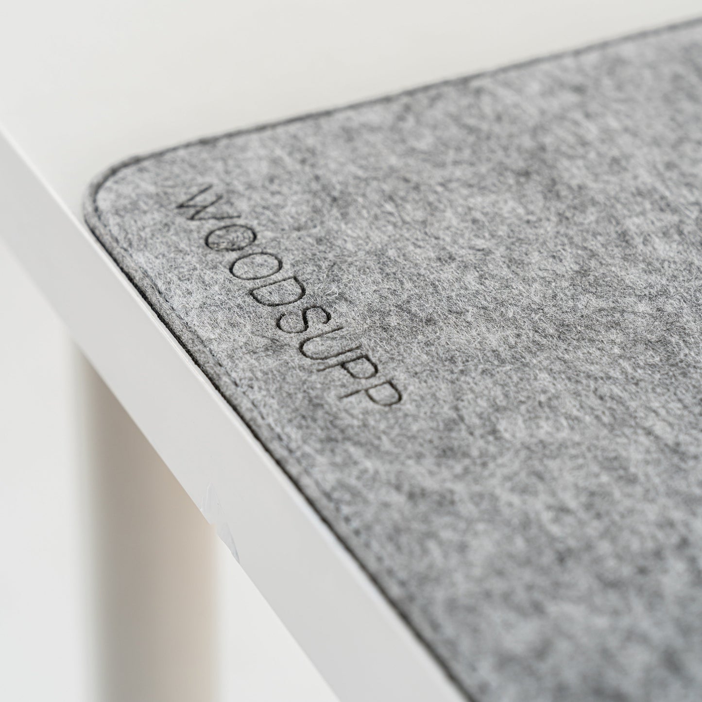 Keçe ve Deri Çift Taraflı Masa Matı - 40x90cm