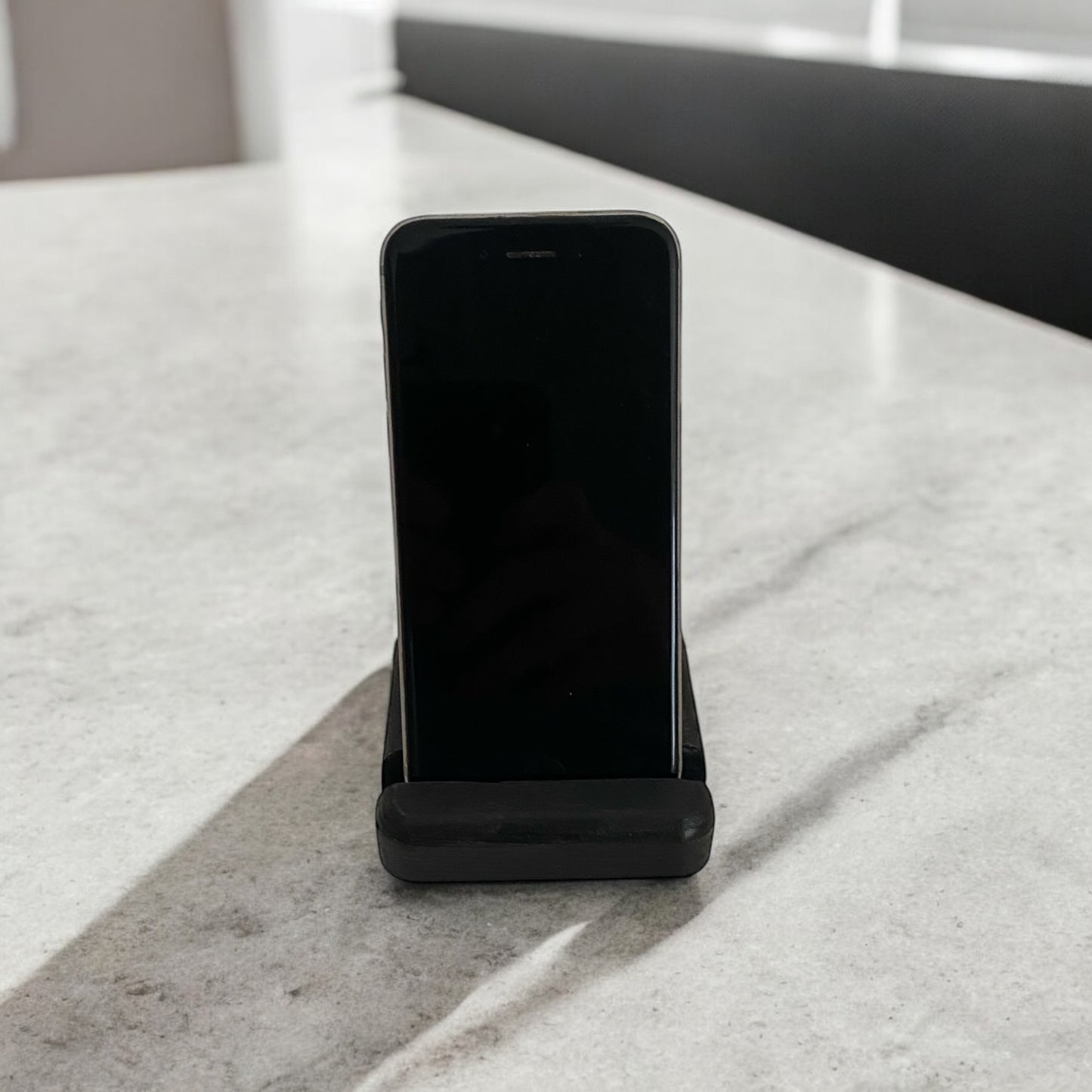 Ahşap Masaüstü Telefon Tutucu - Siyah