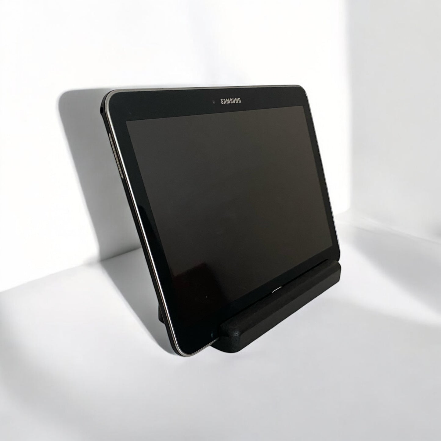 Ahşap Masaüstü Tablet Tutucu - Siyah