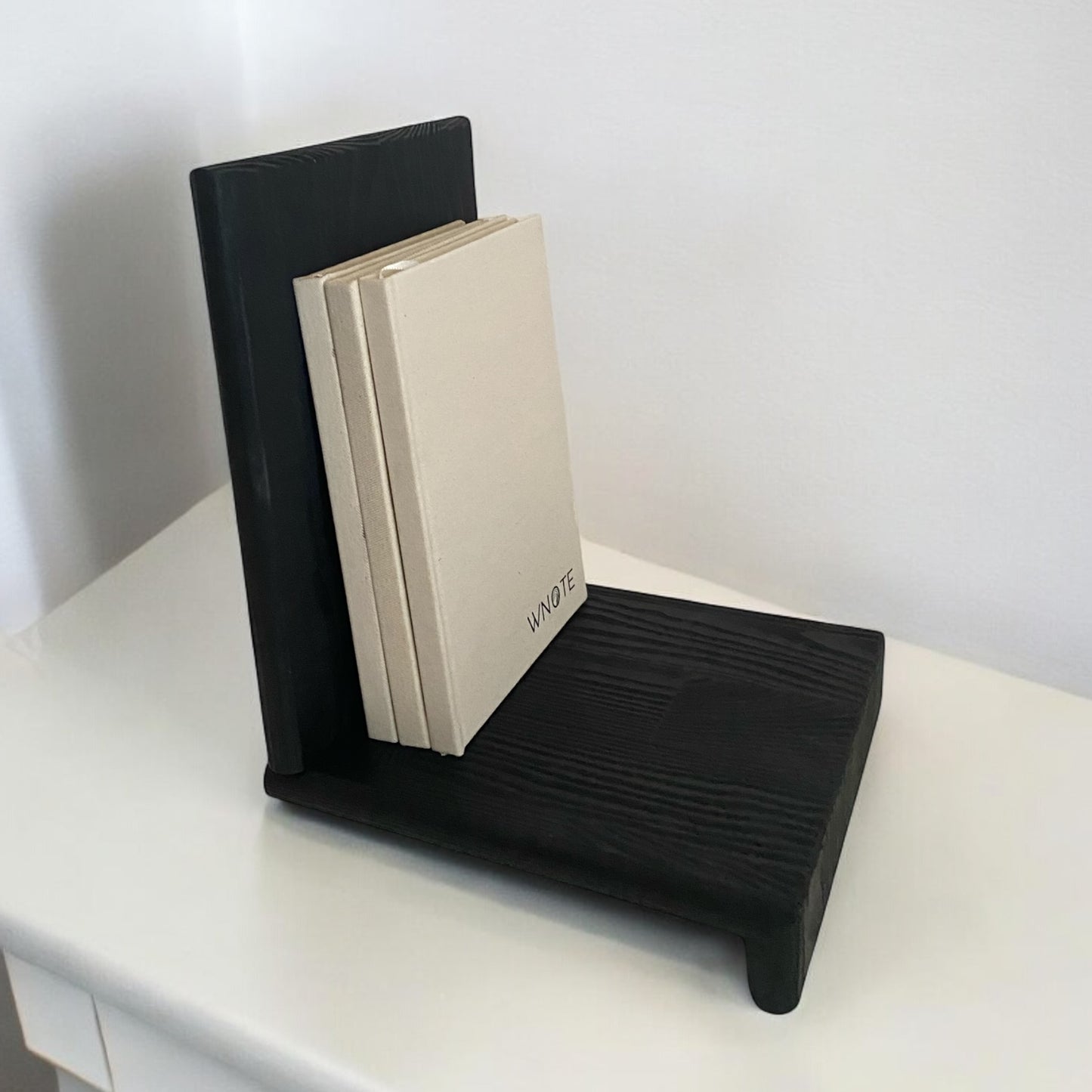 STEK Ahşap Masaüstü Kitap & Defter Tutucu - Siyah
